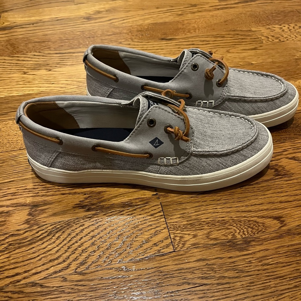 Womens sperry shoes